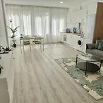 Апартаменты Toscana En El Centro *